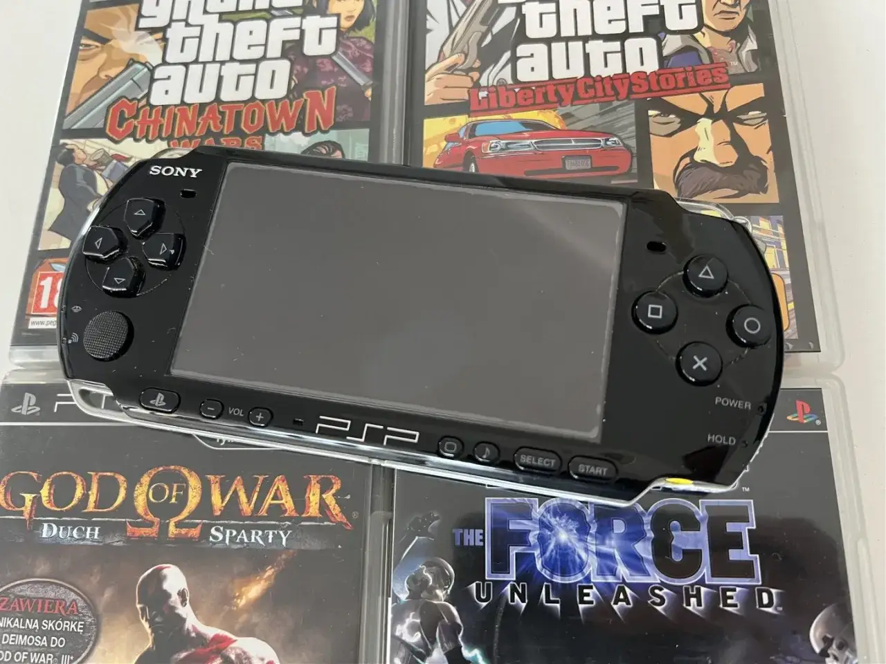 Konsola PSP z grami: GTA Chinatown Wars, Liberty City Stories, God of War i The Force Unleashed – najlepsze gry PSP!