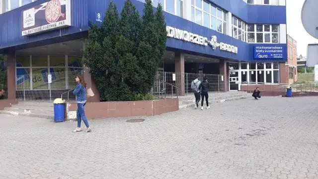 Dworzec Autobusowy Radom Prażmowskiego 8 wejście