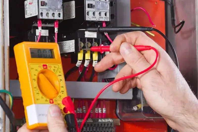 koszty prowadzenia firmy elektrycznej, wydatki elektryka