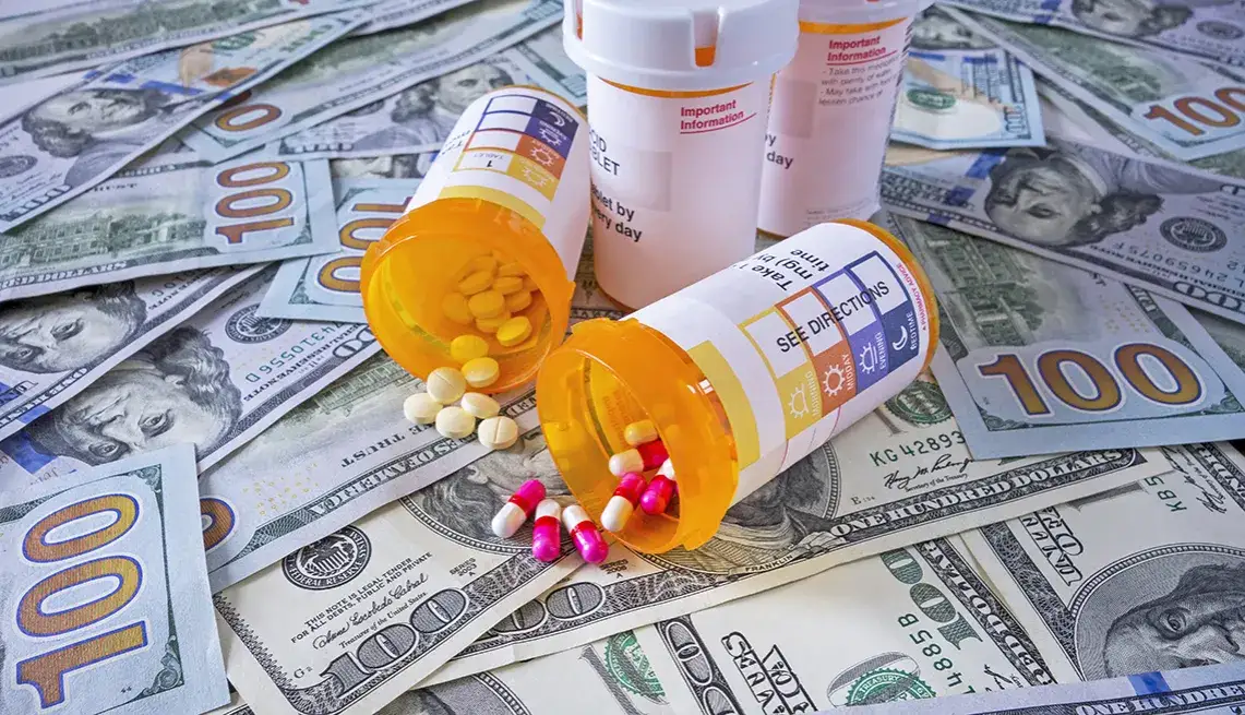 Zdjęcie ¿Pueden devolver el dinero de un medicamento no recetado? Lo que debes saber
