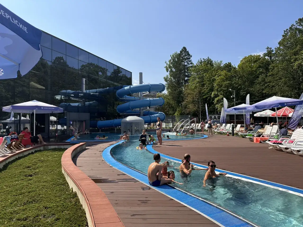 Termy Cieplickie baseny zewnętrzne