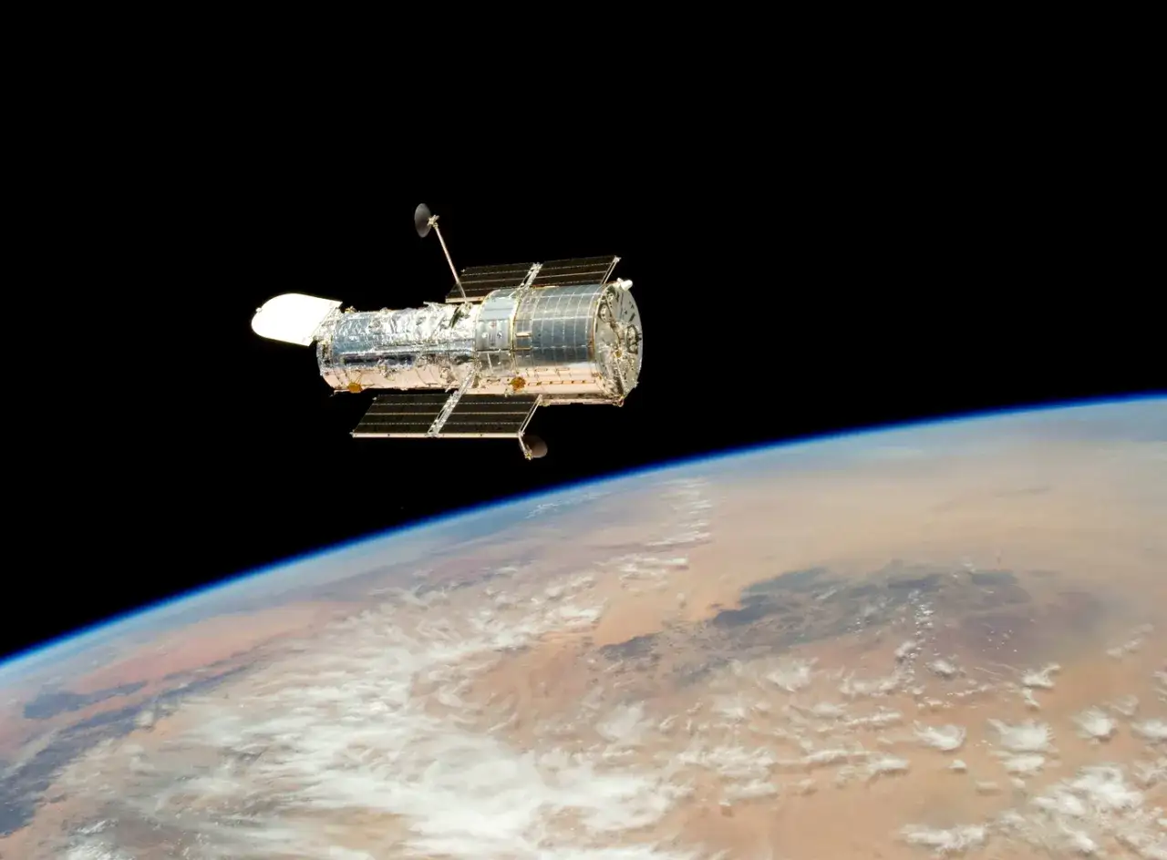 Teleskop kosmiczny Hubble'a na orbicie