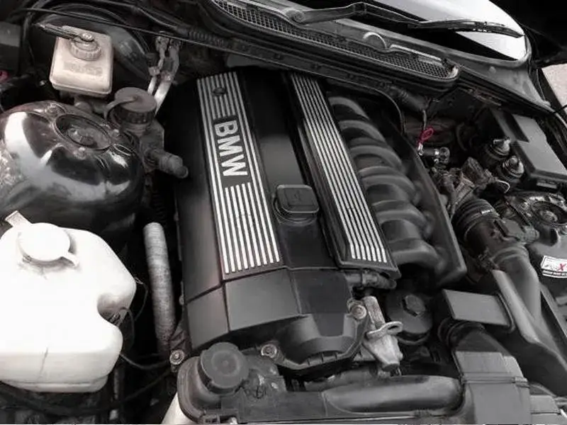 BMW E36 silnik benzynowy 6 cylindrowy M52