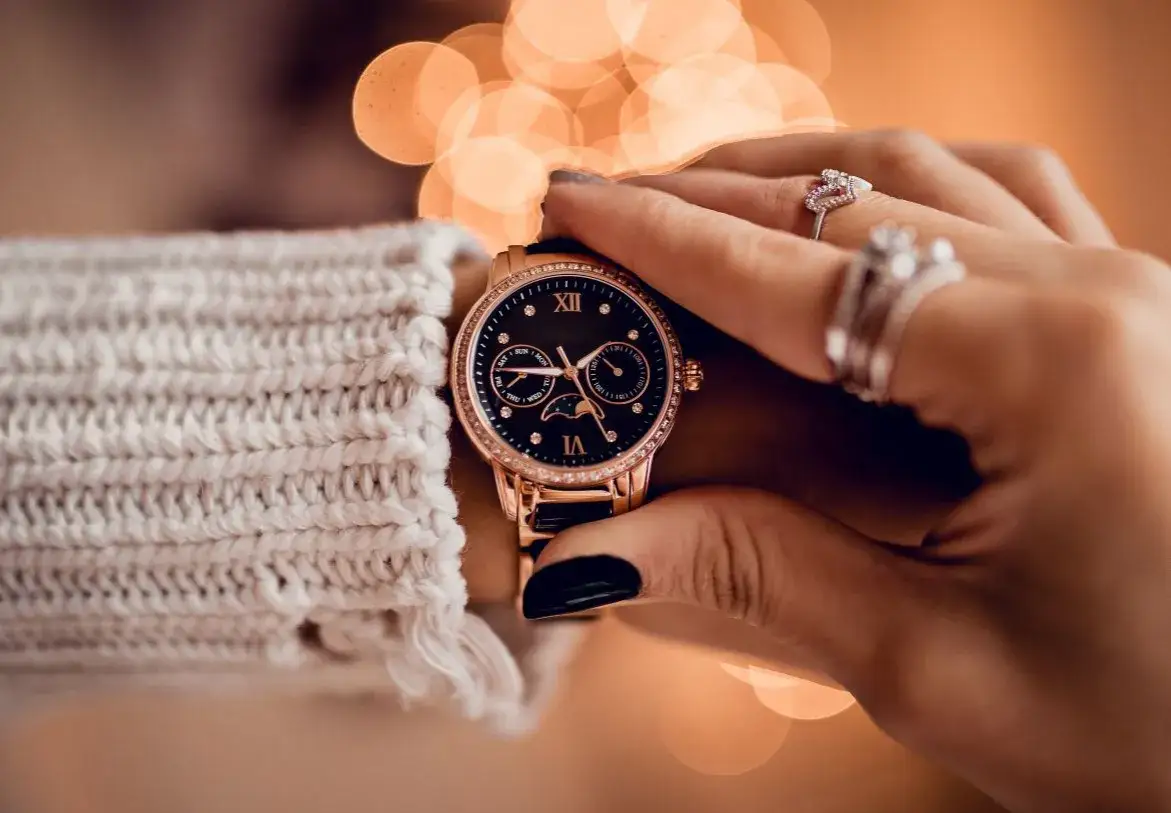 damskie zegarki stalowe trendy