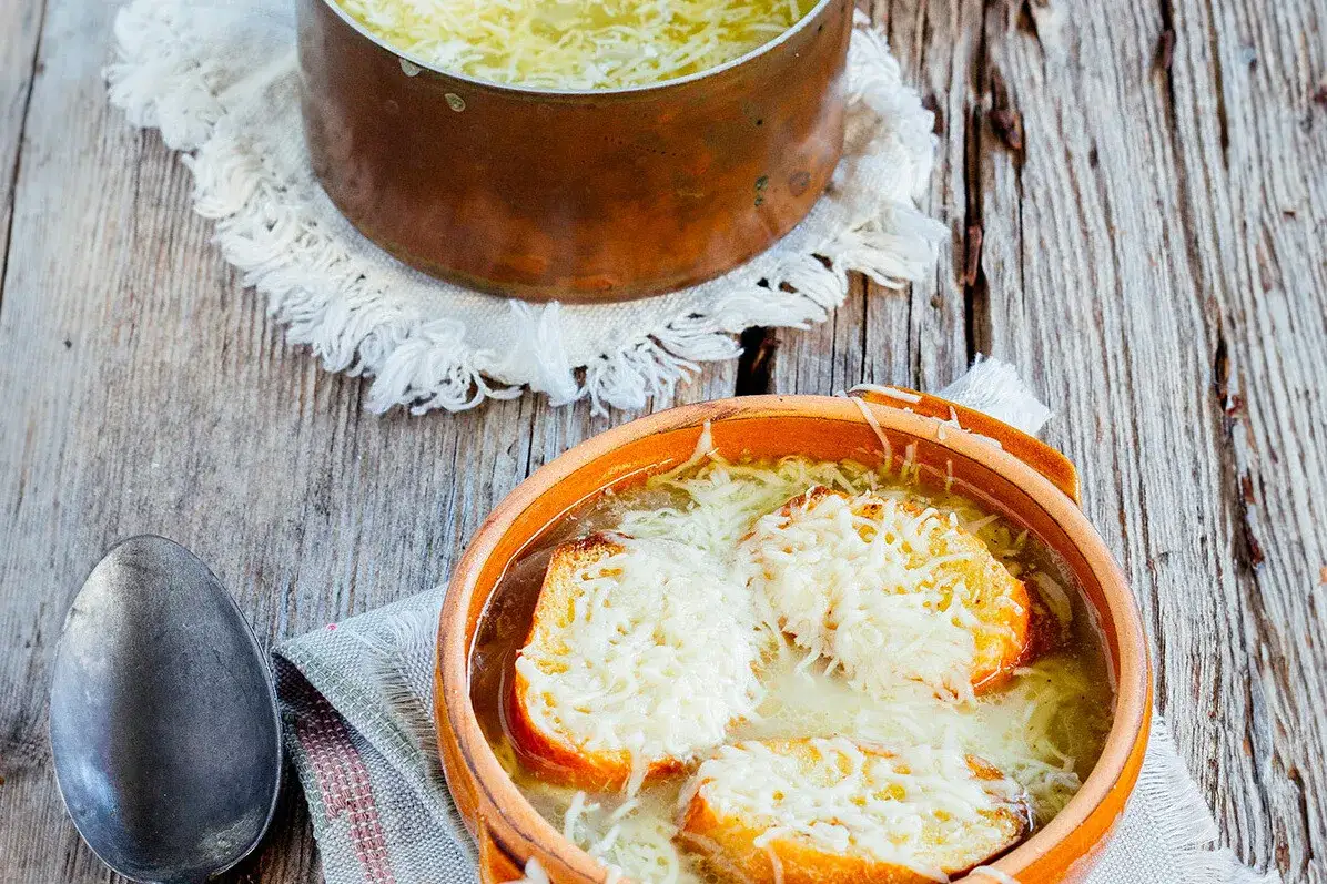 Ingredientes sopa de cebolla tradicional