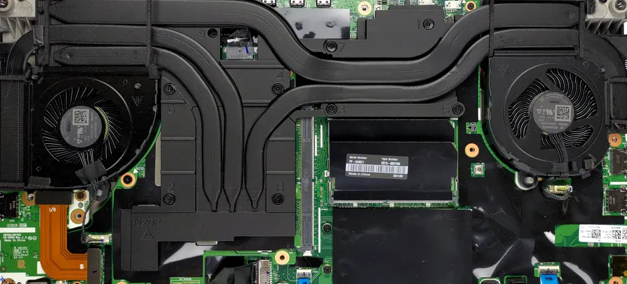 Lenovo ThinkPad P15 Gen 2 internals components