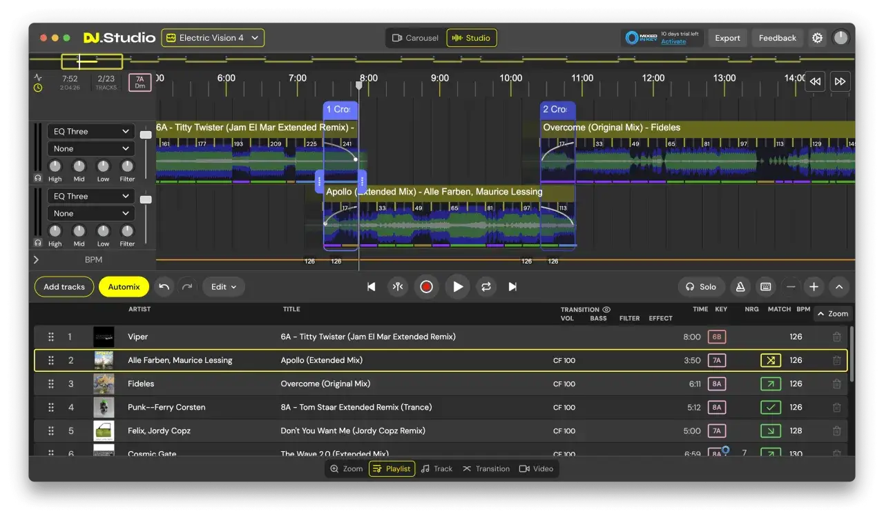 DJ Studio mit Automix-Funktion, zeigt eine Musik-Timeline mit Titeln wie 