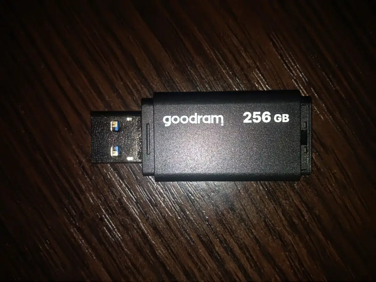 telewizor nie widzi pendrive, podstawowe kroki