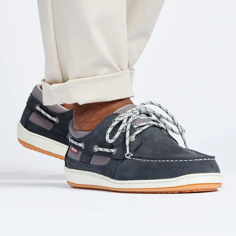 Zdjęcie Buty żeglarskie męskie: 7 stylizacji na każdą okazję [PORADNIK]