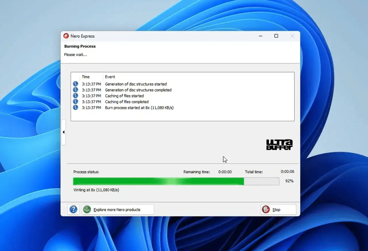 Proces nagrywania płyty w programie Nero Express. Postęp 92%, zapis trwa z prędkością 8x.