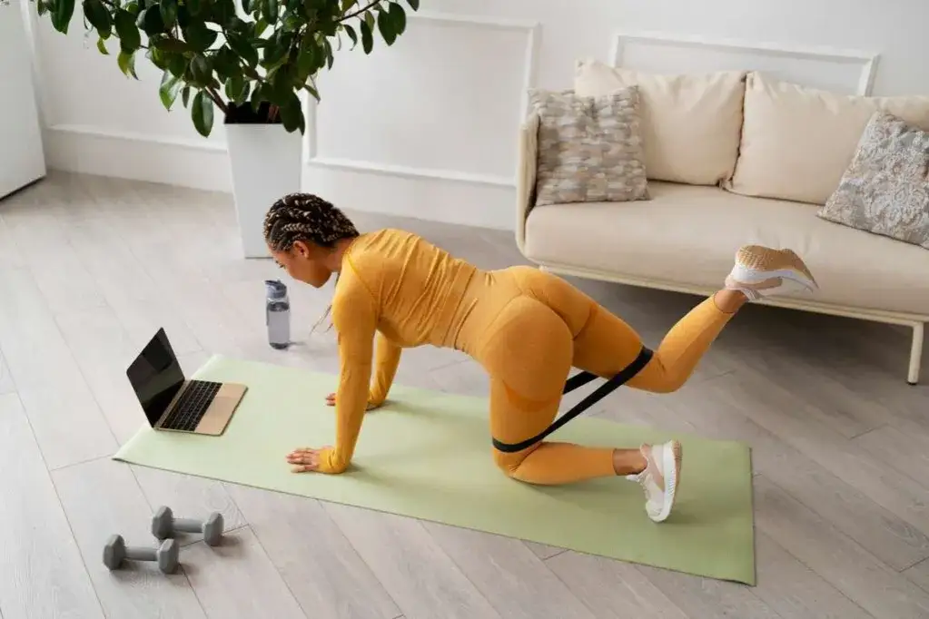 R&oacute;żne rodzaje treningu: siłowy, cardio, domowy