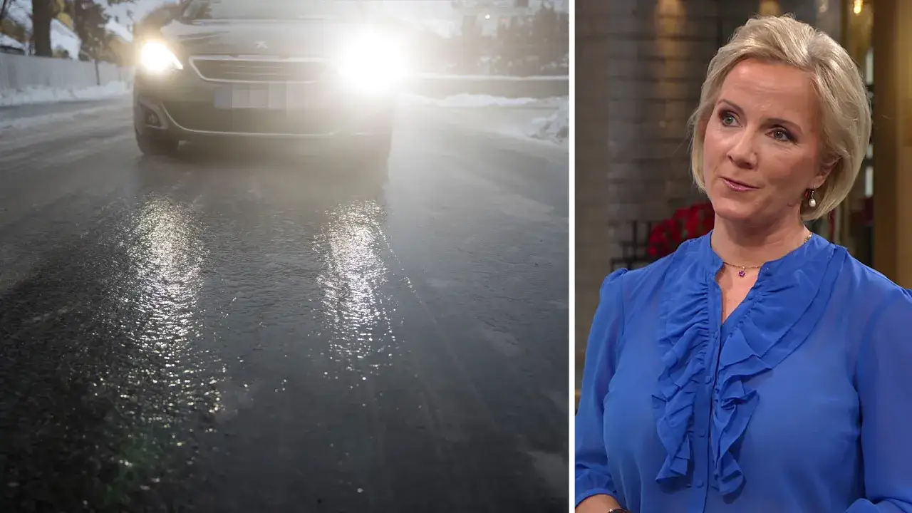Ulrika Elvgren i blå blus, bredvid en bil som kör på en isig väg.