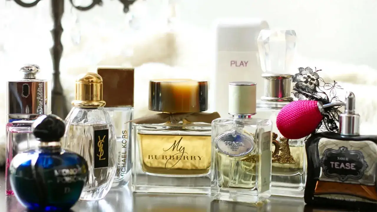 Kolekcja luksusowych perfum, od Diora po Burberry. Dlaczego znana modelka nigdy nie używa tradycyjnych perfum z drogerii? Bo wybiera te wyjątkowe.