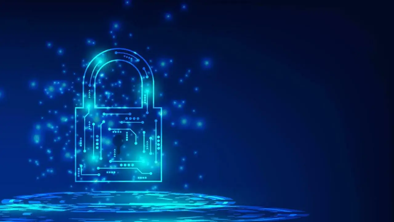 Ein leuchtendes Vorh&auml;ngeschloss mit Schaltkreisen symbolisiert Sicherheit. Es erinnert an die Bedeutung von Spoofing-Schutz, um Identit&auml;ten zu wahren.