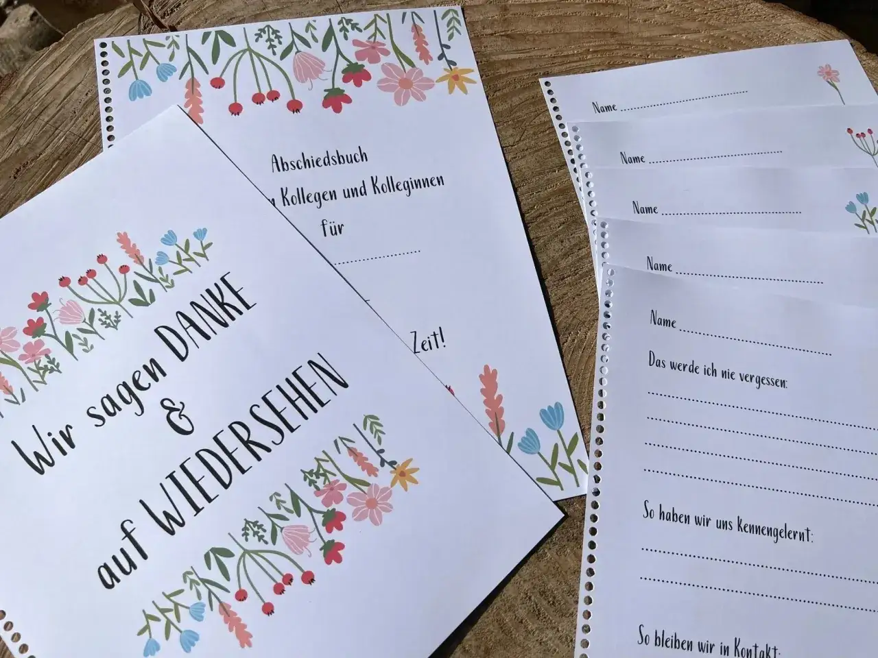 Abschiedsbuch mit Blumenmotiv. Ein Spruch für die Grundschule: