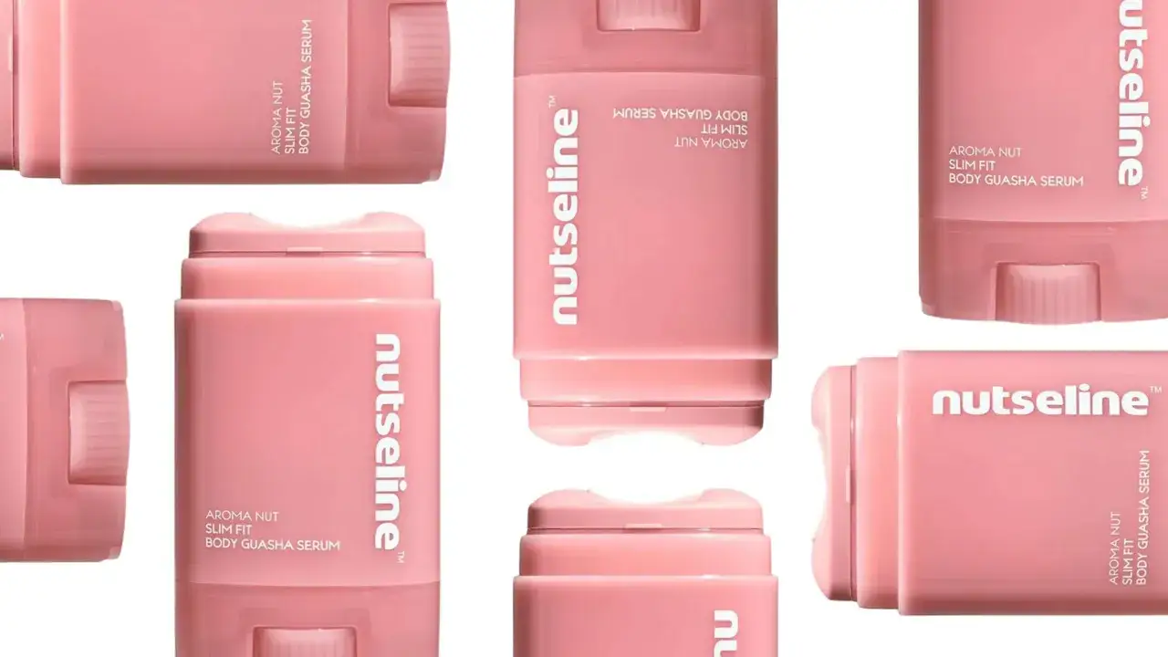 Flera rosa Nutseline-stavar med texten 