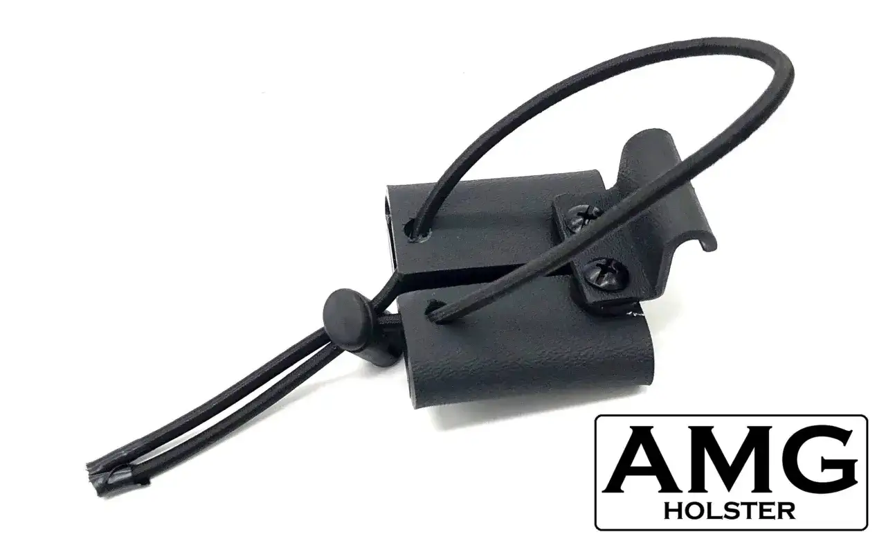 Portaguantes horizontal negro con cord&oacute;n el&aacute;stico y cierre ajustable. Ideal para llevar tus guantes de forma segura y accesible.