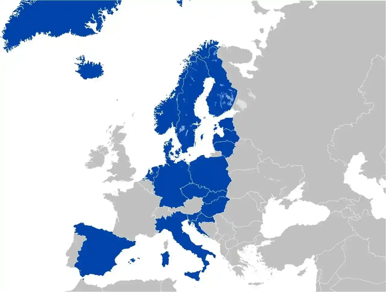 Mapa Europy z zaznaczonymi na niebiesko krajami, które biorą udział w loterii Eurojackpot. Dowiedz się, eurojackpot na czym polega!