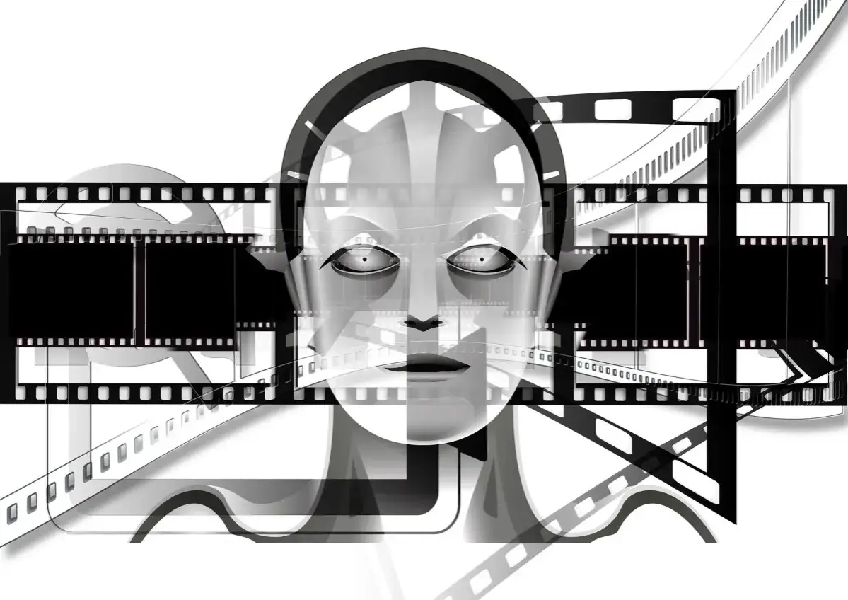 Głowa robota wtopiona w taśmę filmową, tworząc surrealistyczną projekcję.