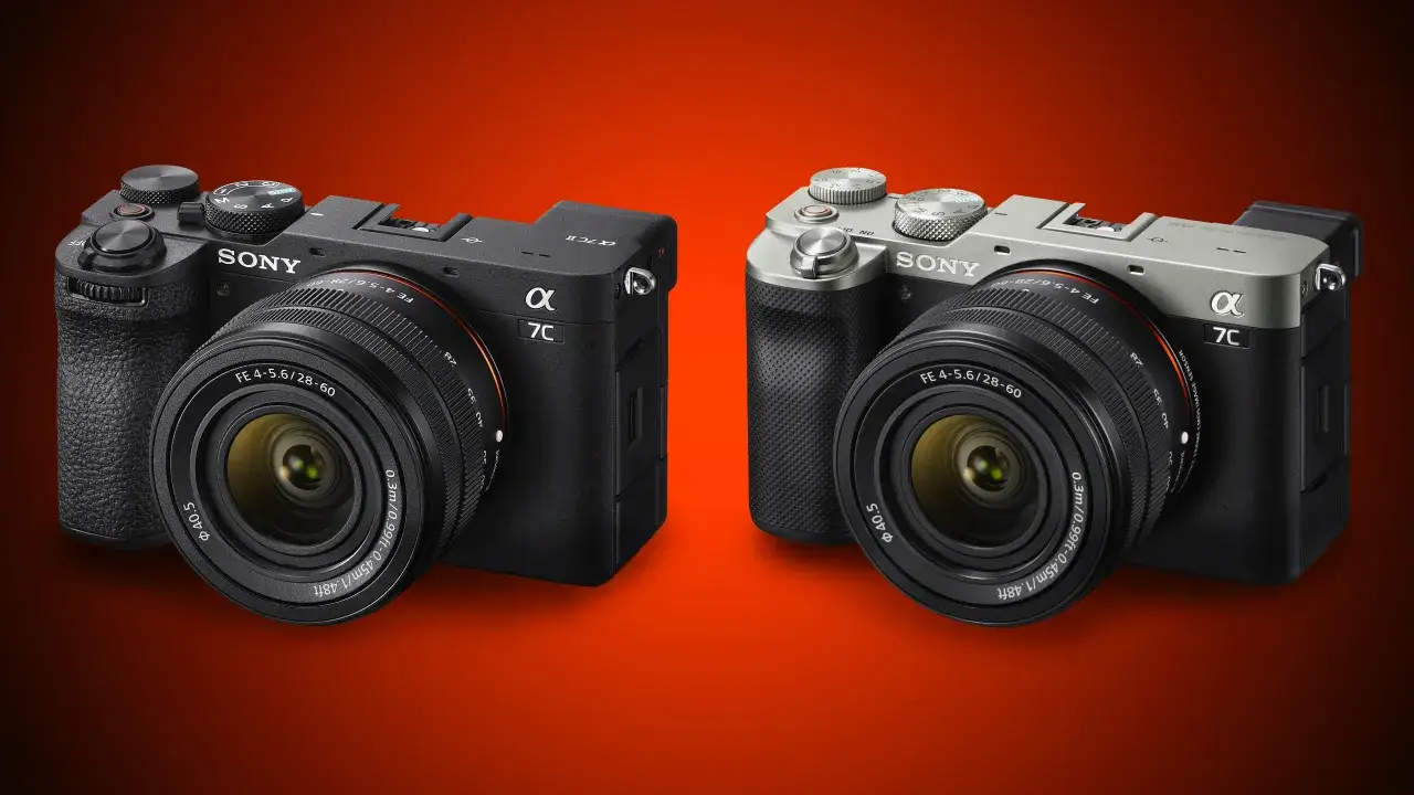 Dwa aparaty Sony a7c, czarny i srebrny, z obiektywami FE 4-5.6/28-60.