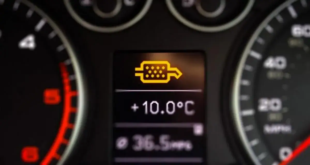 Voyant filtre &agrave; particules tableau de bord voiture