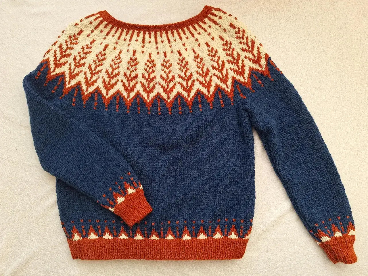 tradycyjny norweski sweter wełniany wz&oacute;r marius
