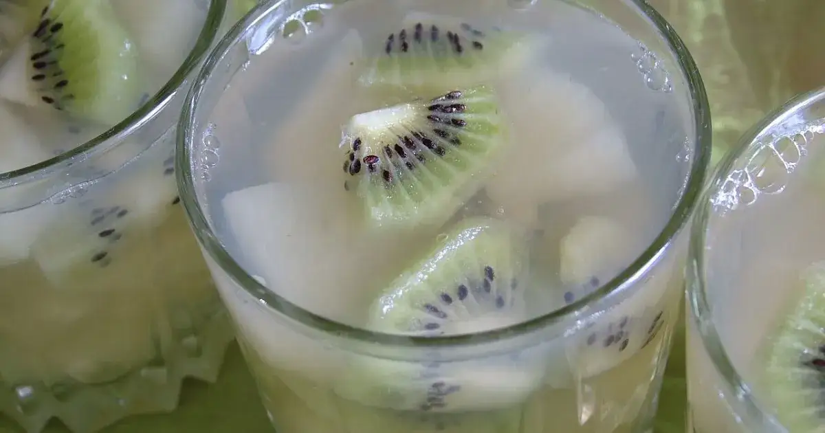 Owoce zakazane do galaretki ananas kiwi