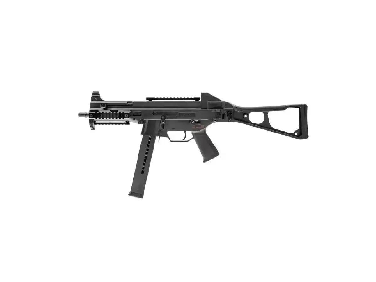 Pistolet maszynowy UMP, często używany w grze CS:GO. Poznaj komendy na bronie CS GO, by opanować go do perfekcji.