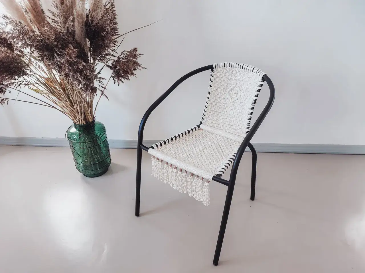 proces budowy krzesła DIY krok po kroku