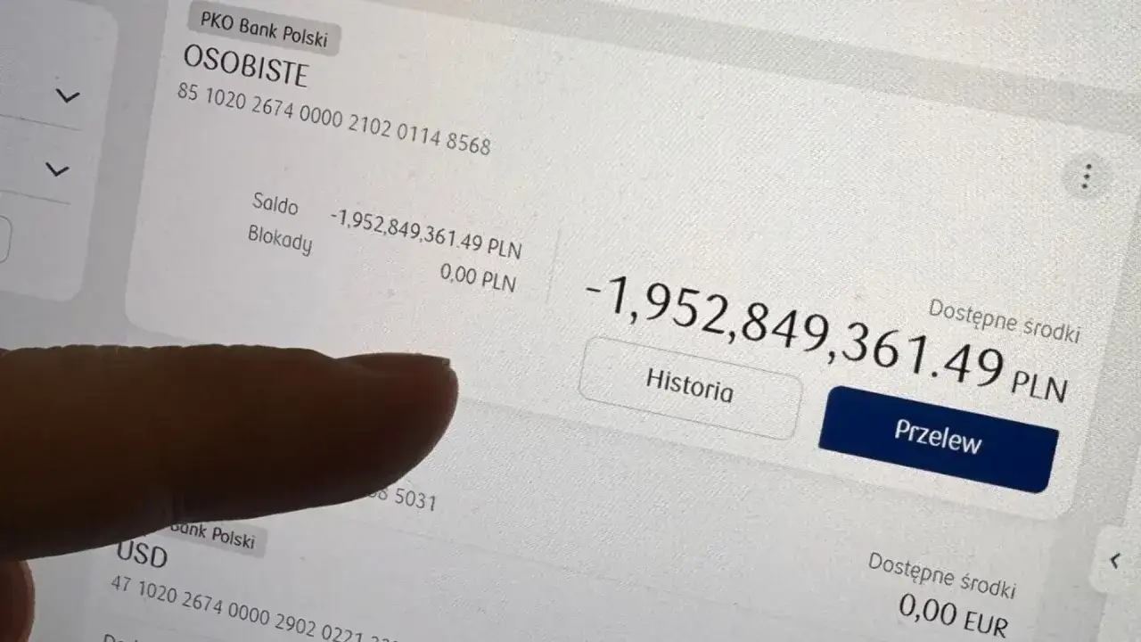 Ujemne saldo na koncie PKO Bank Polski, prawie dwa miliardy złotych długu.