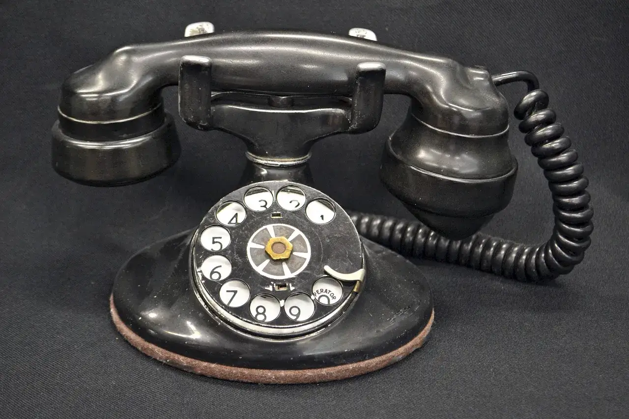Zdjęcie Kiedy został wynaleziony telefon i jak zmienił nasze życie
