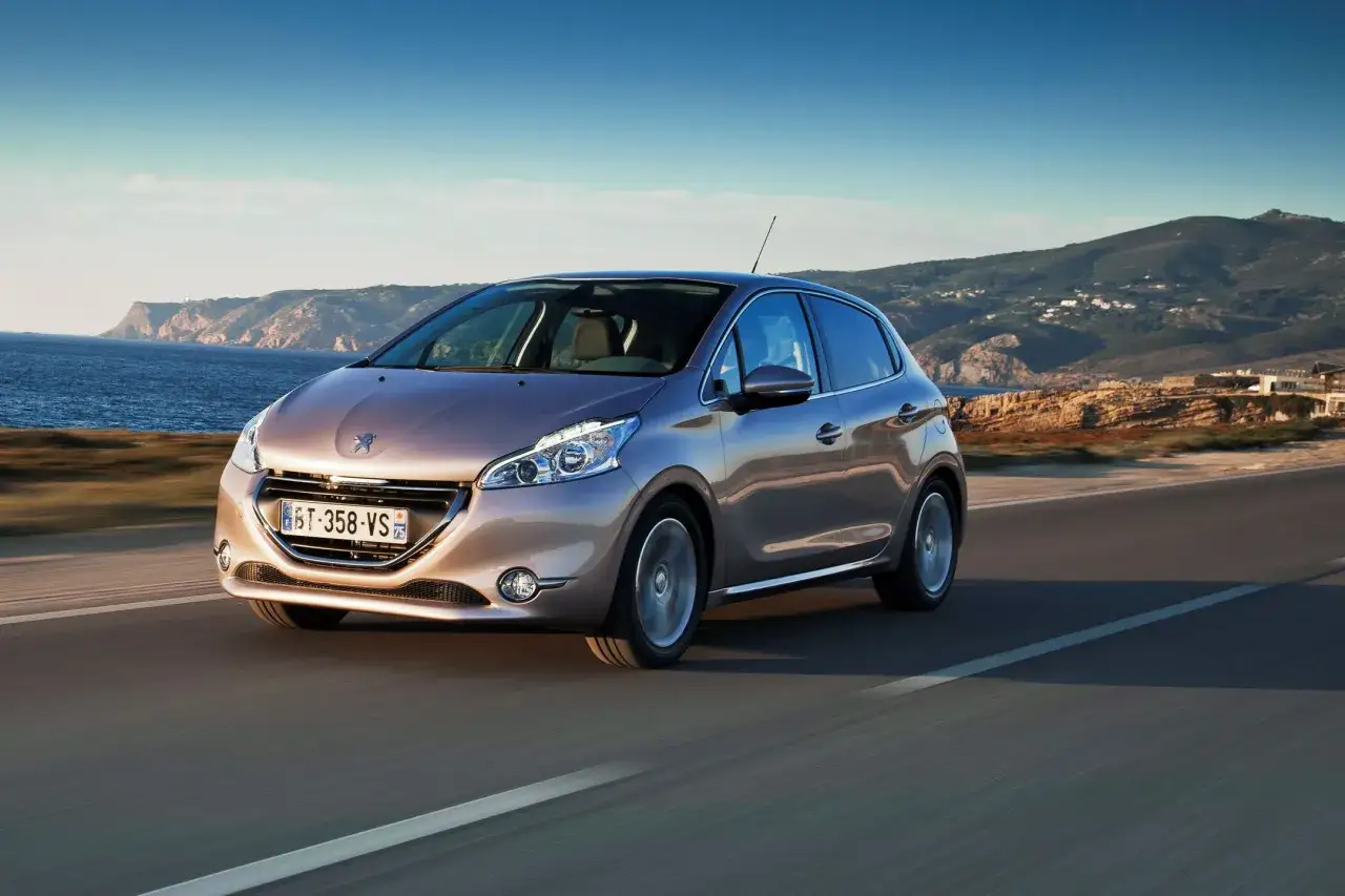 Zdjęcie Peugeot 208 jaki silnik wybrać, aby uniknąć kosztownych napraw?