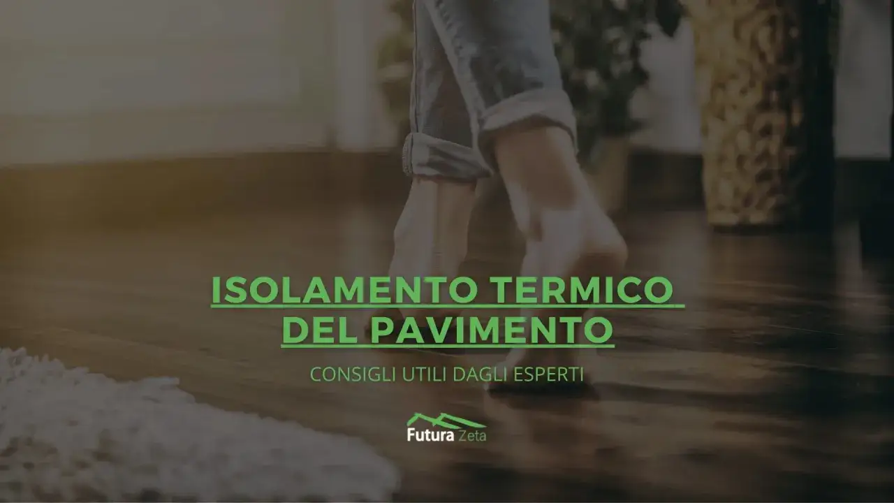 Piedi nudi su un pavimento in legno, con testo 