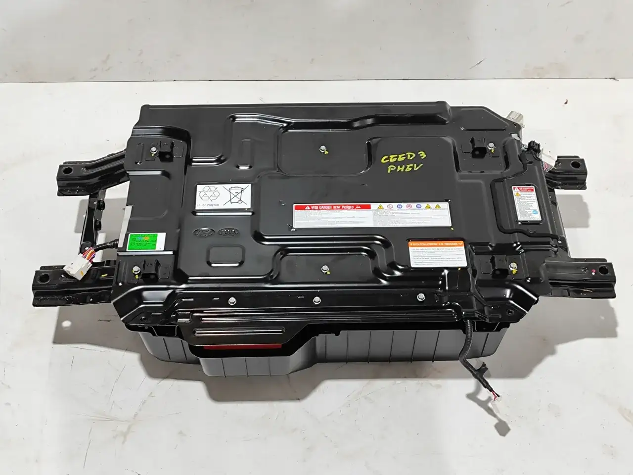 Kia Ceed PHEV bateria zbiornik paliwa