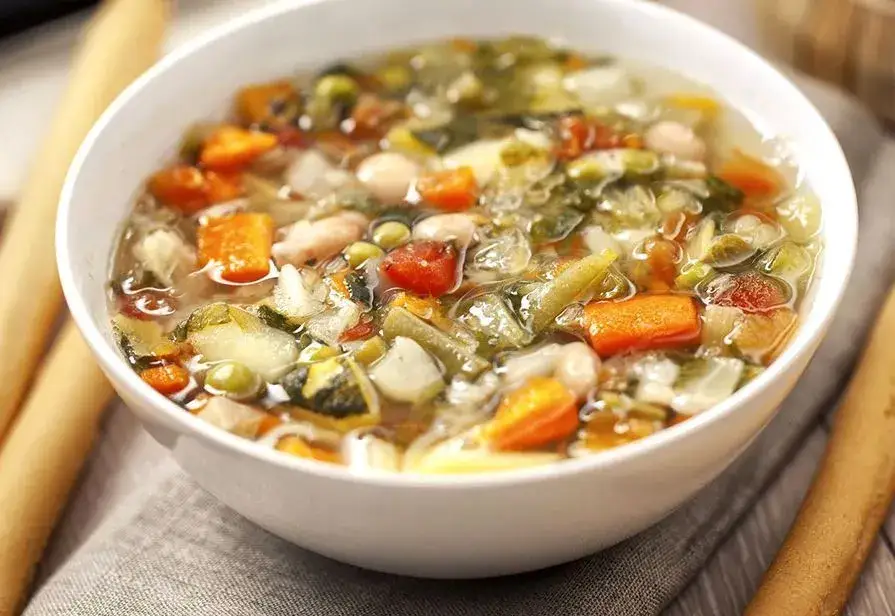 ricetta minestra di verdura ipocalorica