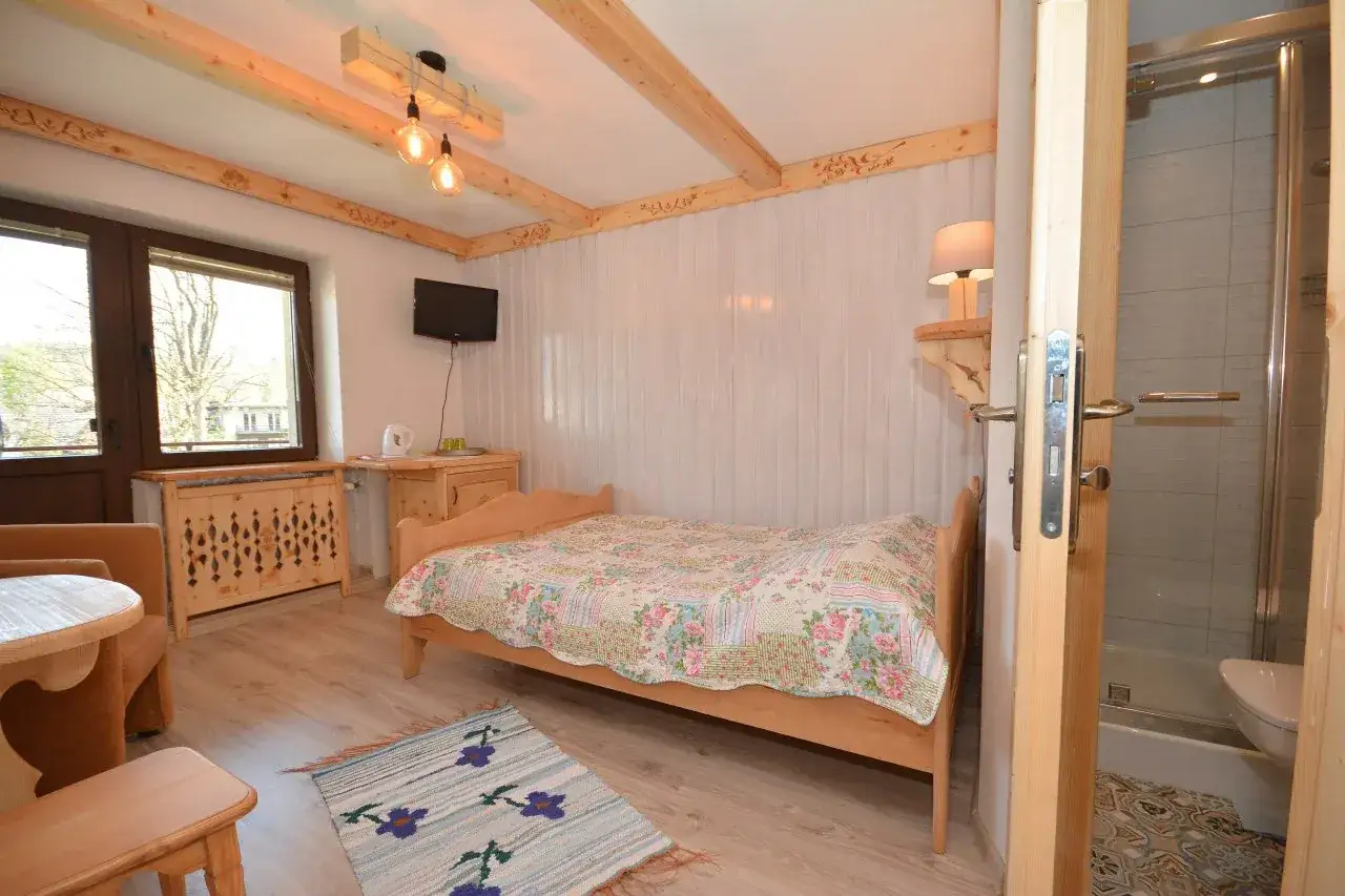 Pokoje Gościnne Bac&oacute;wka 2 Zakopane budynek