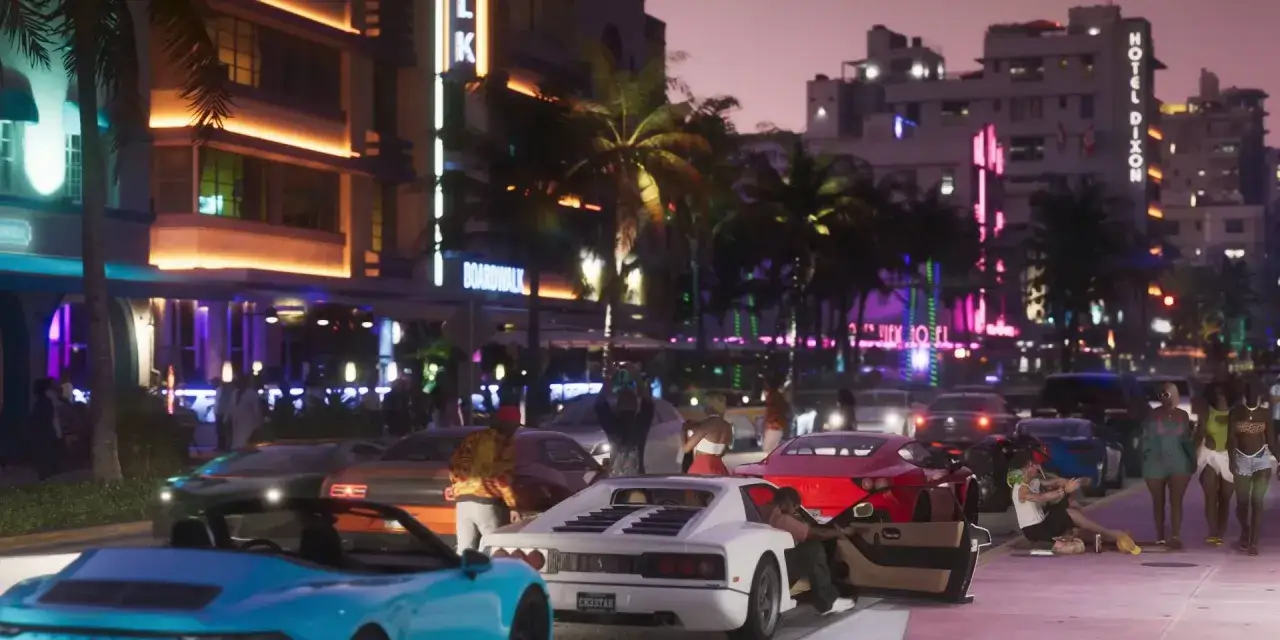 Nachtszene mit Neonlichtern, Palmen und Autos. Ein Mann steigt aus einem weißen Sportwagen, bereit für GTA 6 Gameplay.