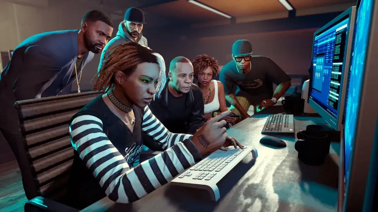 Eine Gruppe von Freunden plant ihren n&auml;chsten Coup in GTA 5, vielleicht mit Crossplay-Optionen, um alle einzubinden.