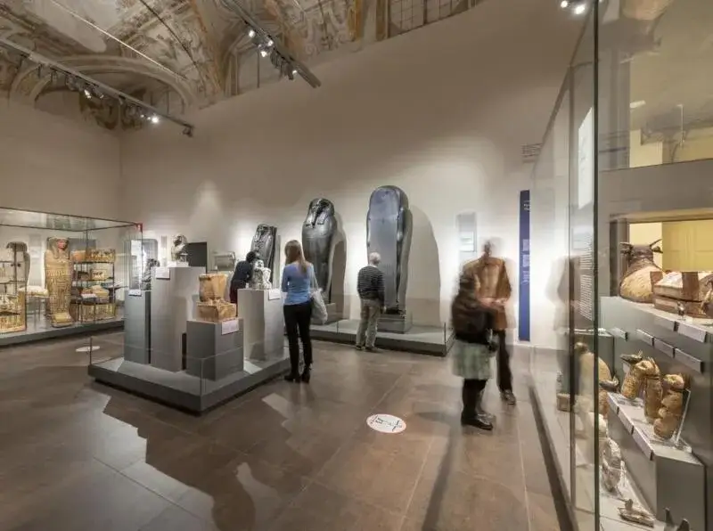 Muzeum Egipskie Turyn wnętrze