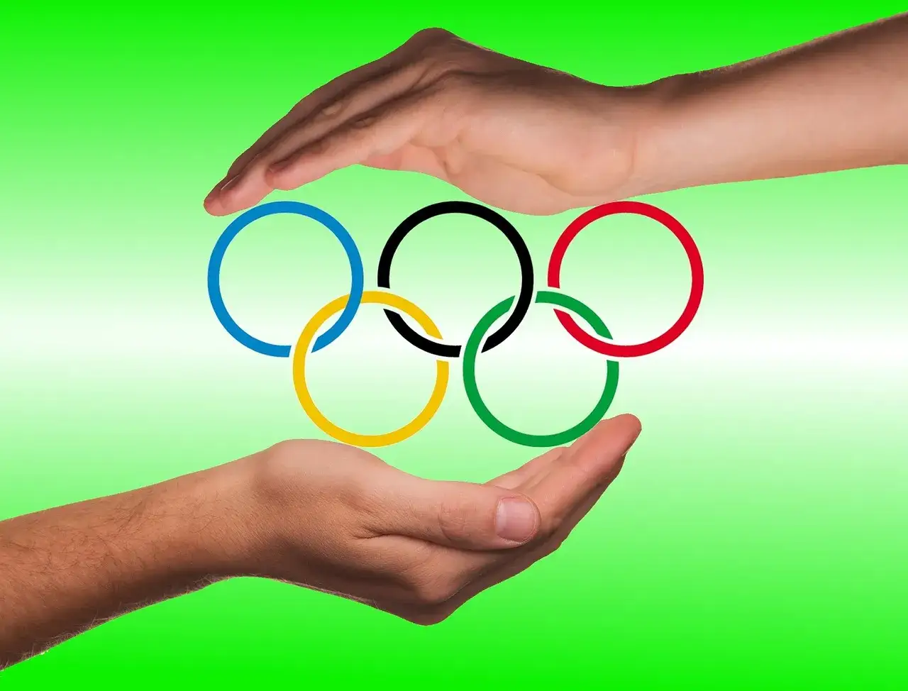 Flaga olimpijska i emblemat AIN
