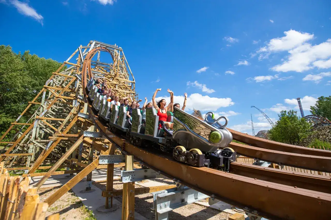 Walibi Holland UNTAMED Achterbahn