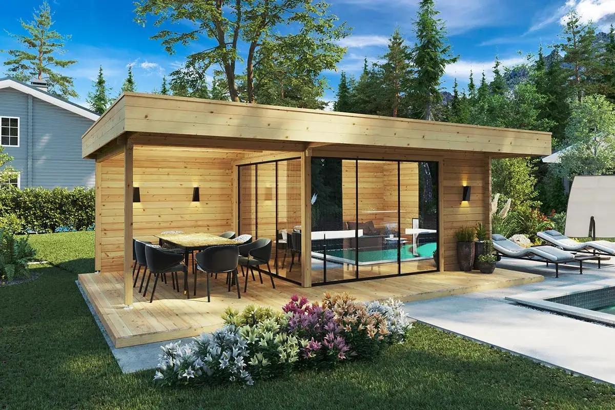 Moderne Gartenhaus Ideen: Ein Holzhaus mit Glasfront, Essbereich im Freien und Pool. Perfekt f&uuml;r entspannte Tage.