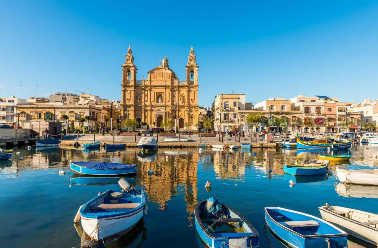 Zdjęcie Malta jak dojechać z lotniska: najlepsze opcje transportu i ceny