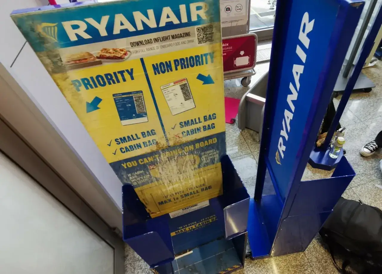 Przedmioty zabronione w bagażu podręcznym Ryanair