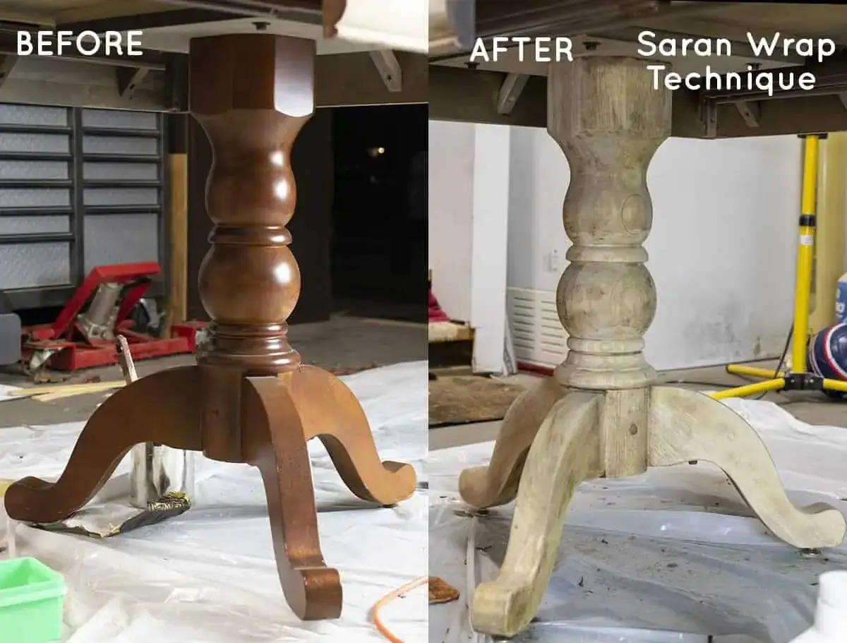 Prima e dopo: base di un tavolo in legno scuro trasformata in un look sbiancato e rustico, mostrando il processo per sverniciare legno.