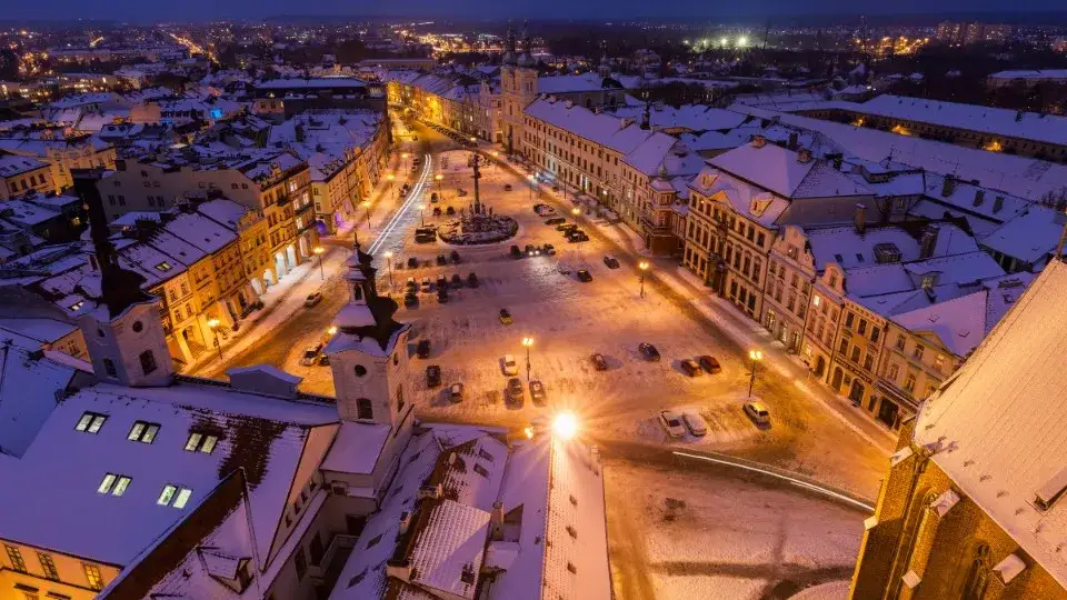 Hradec Kr&aacute;lov&eacute; Wielki Rynek panorama