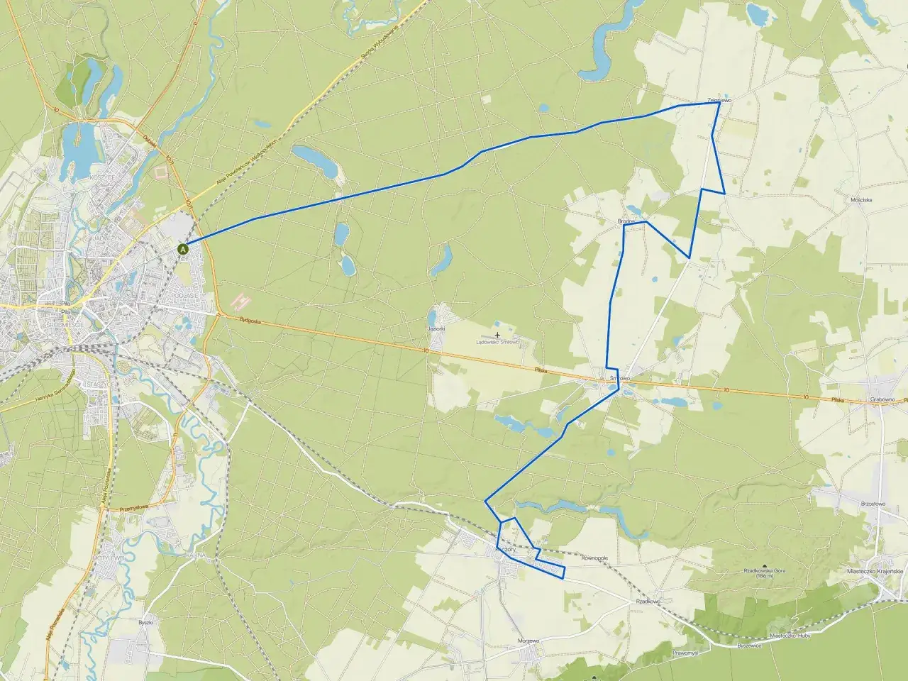 Mapa z zaznaczoną trasą rowerową przez malownicze tereny Podlasia, wiodącą przez lasy i w pobliżu jezior.