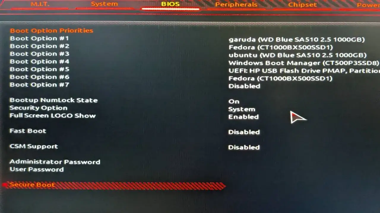 Ekran BIOS z opcjami rozruchu, w tym wybór dysku z systemem UEFI.