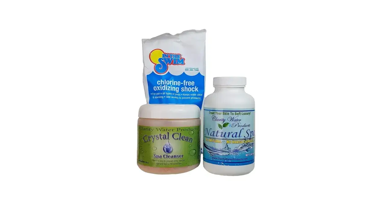 Produits pour spa : nettoyant, choc sans chlore et traitement naturel. Guide pour savoir comment mettre les produits dans un spa.