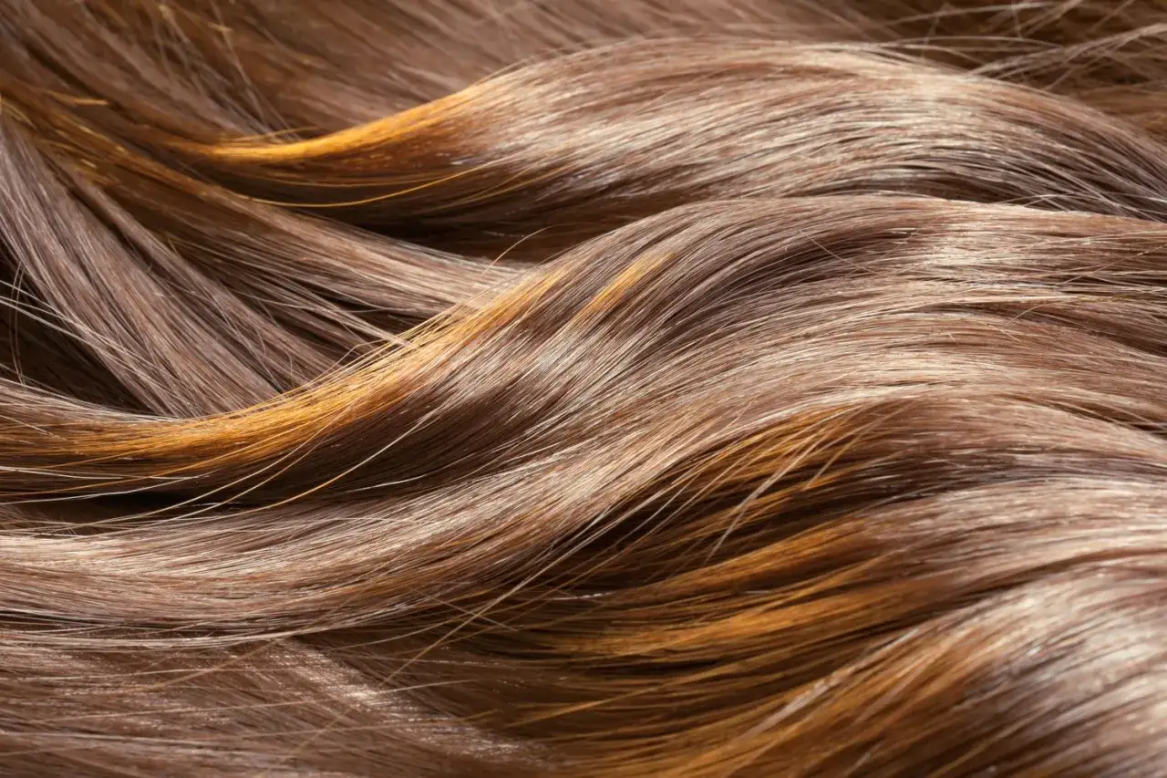Make-up f&uuml;r aschbraune Haare